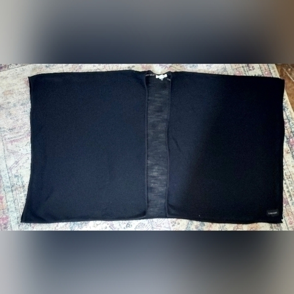 Calvin Klein Pre-owned Black Shawl, one size